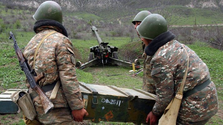 Ermənistan əhalini silahlandırır