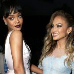 Rihanna Cenifer Lopezə bahalı ayaqqabı hədiyyə etdi