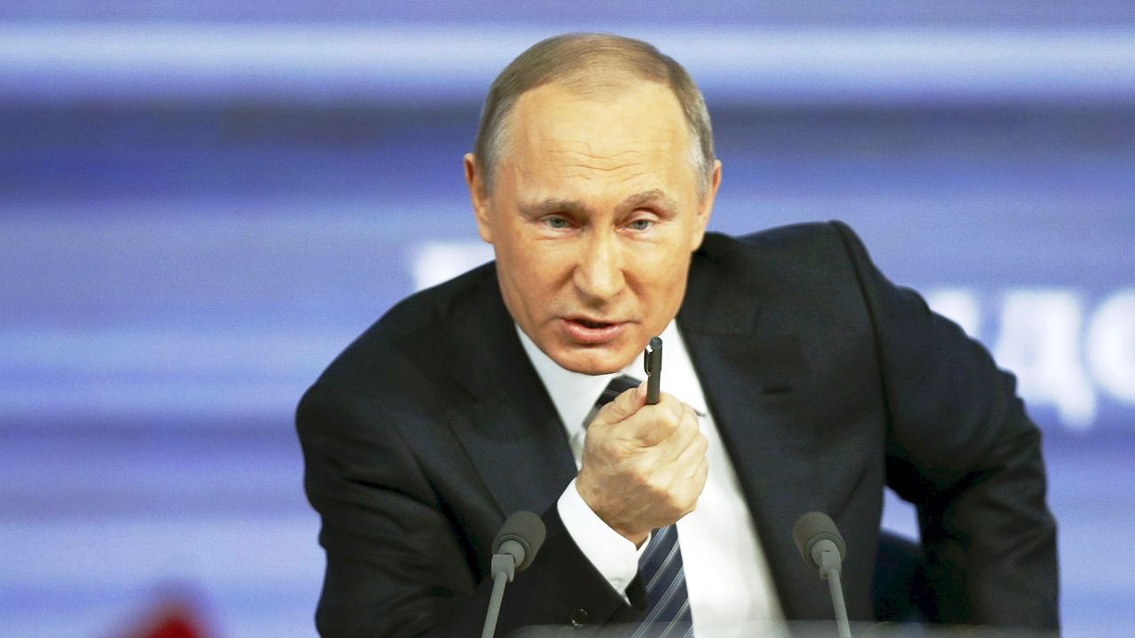 Rusiya Prezidenti Vladimir Putin xalqın suallarına cavab verib