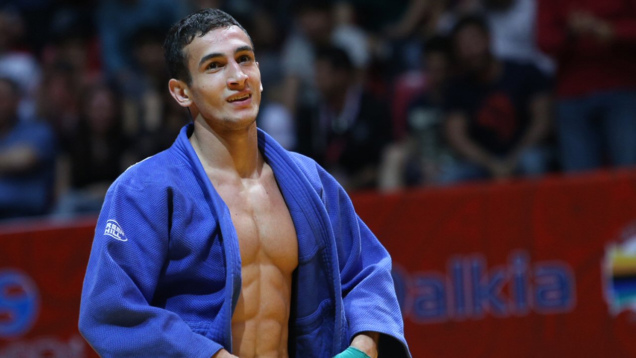 "World Masters"də Orxan Səfərov qızıl, Nicat Şıxəlizadə bürünc medal qazandı