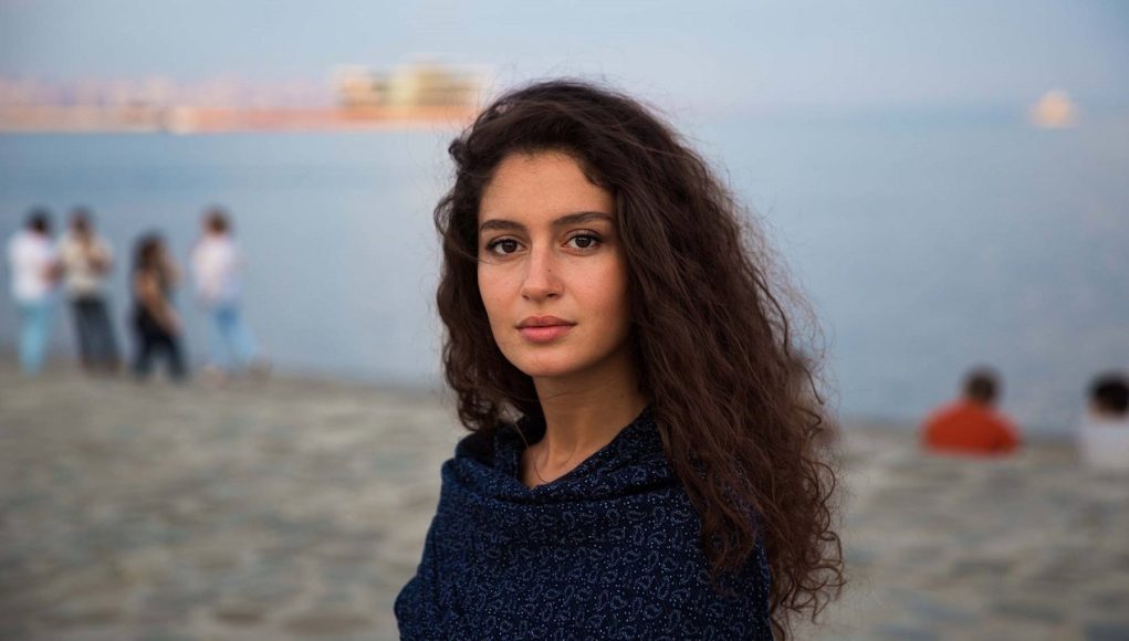 Rumıniyalı qadın fotoqraf Azərbaycanlı qız Fidanın şəklini çəkdi