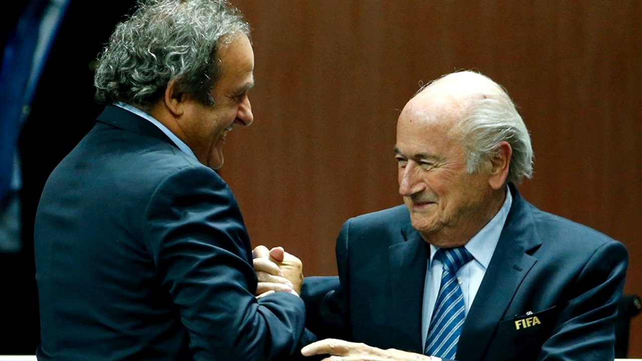 FIFA və UEFA-nın keçmiş prezidentləri Blatterlə Platini