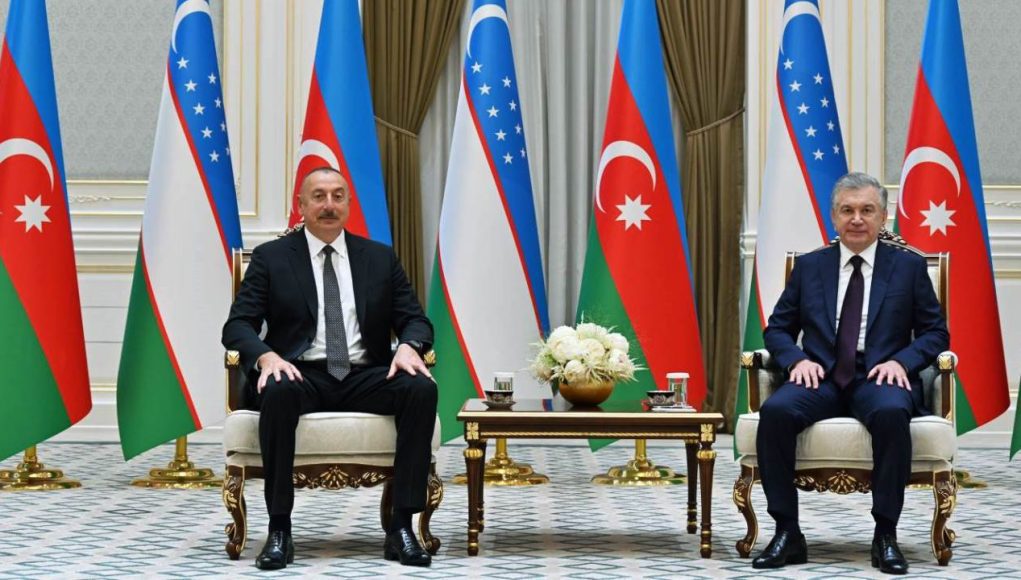 İlham Əliyev və Özbəkistan Prezidenti Şavkat Mirziyoyev