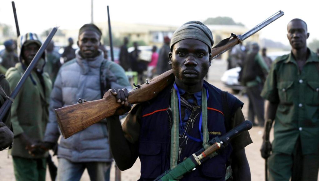 Nigeriyada silahlılar
