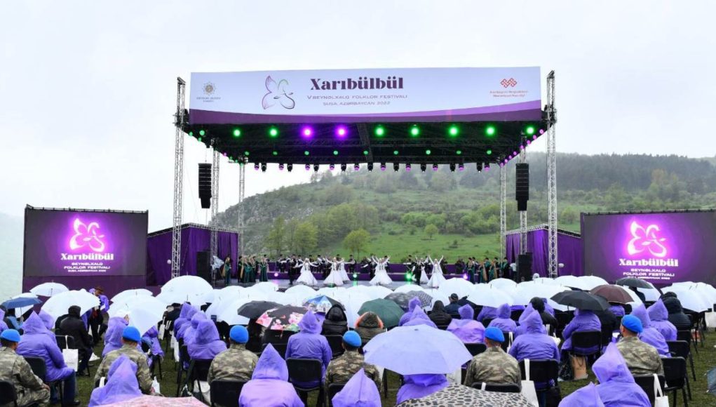 “Xarıbülbül” Beynəlxalq Folklor Festivalı